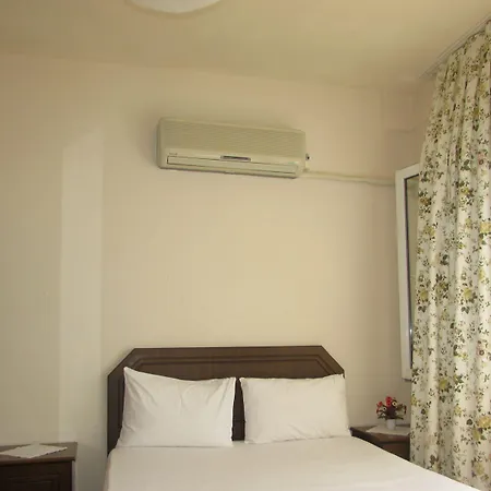Marti Hotel *