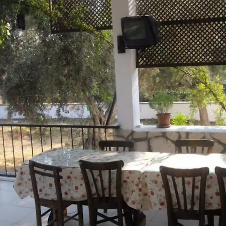 Marti Hotel